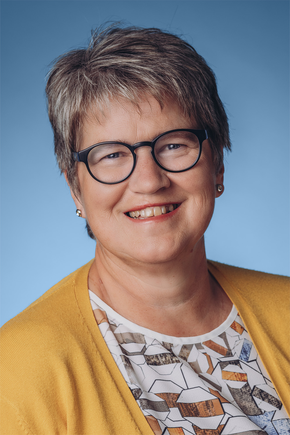 Dr.  Susanne Lehnert